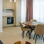On Mamaia
